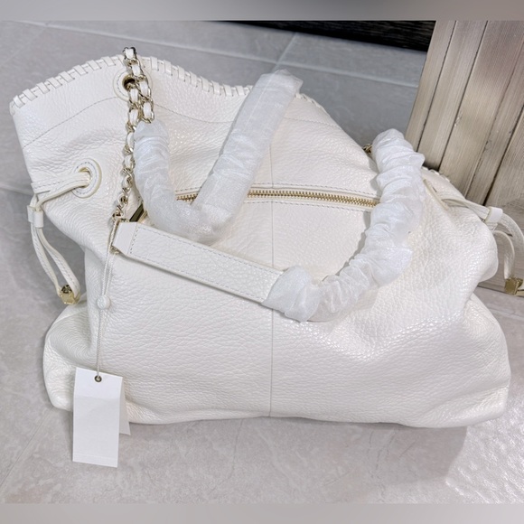 NWT - TORY BURCH "MARION" SHOULDER HANDBAG (WHITE) - Picture 4 of 15